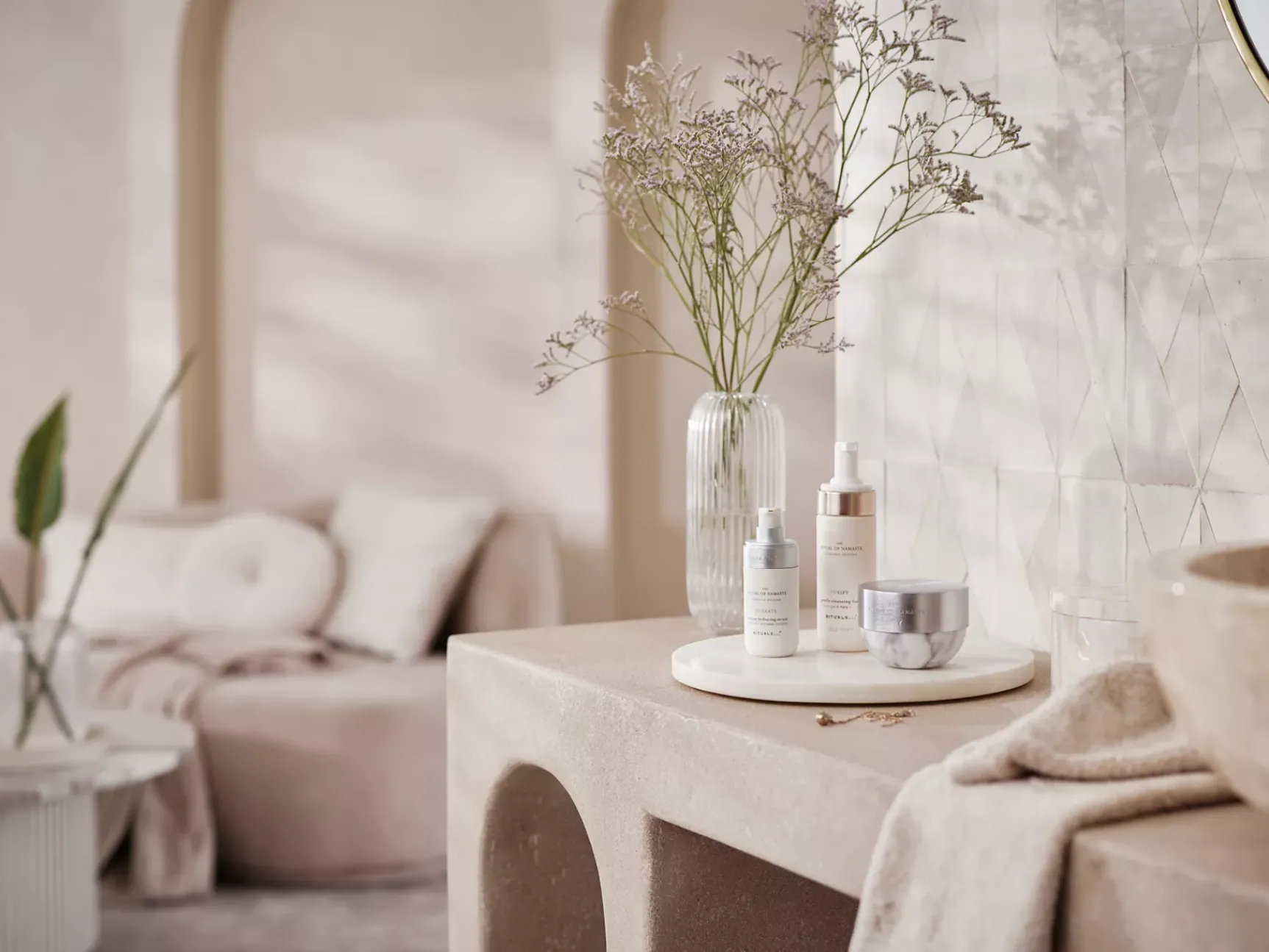 Hot Rituals Gentle Cleansing Foam