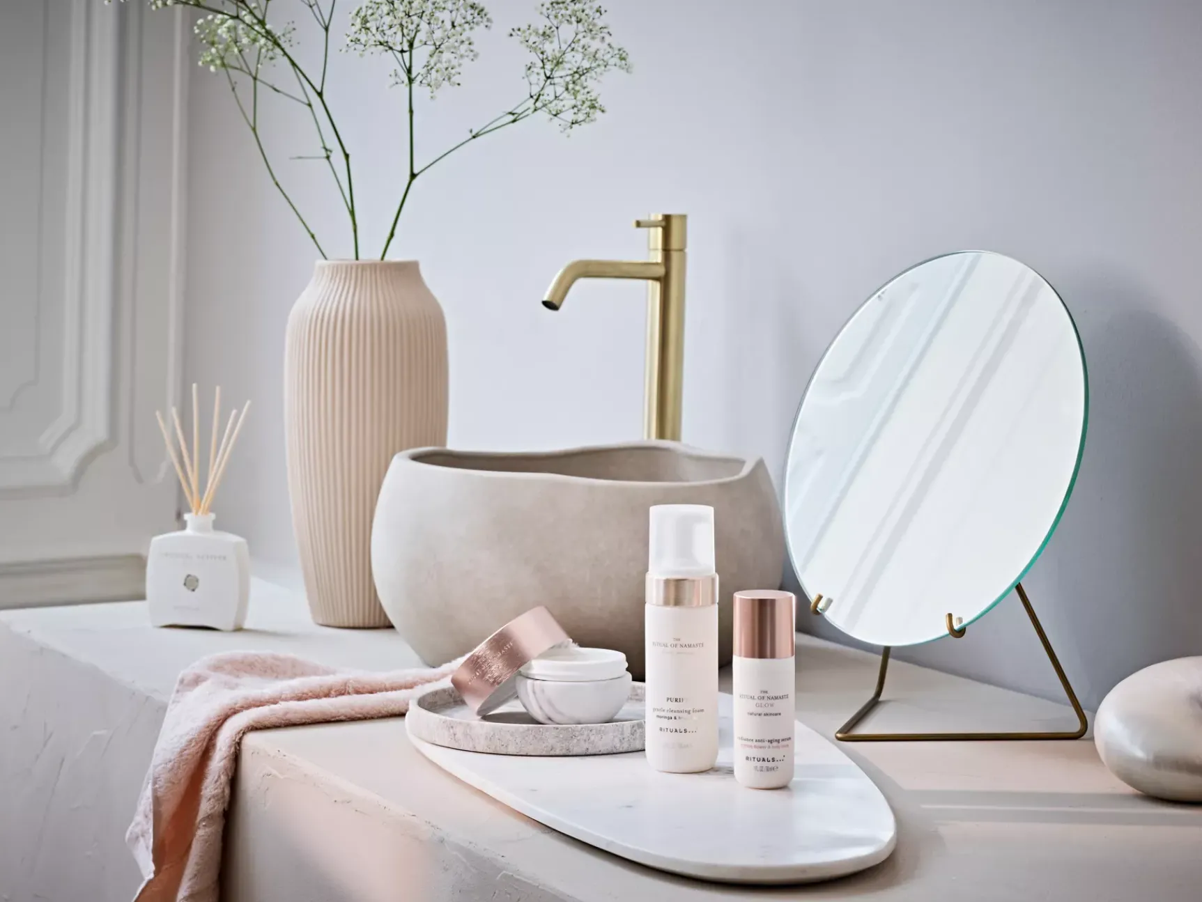 Hot Rituals Gentle Cleansing Foam